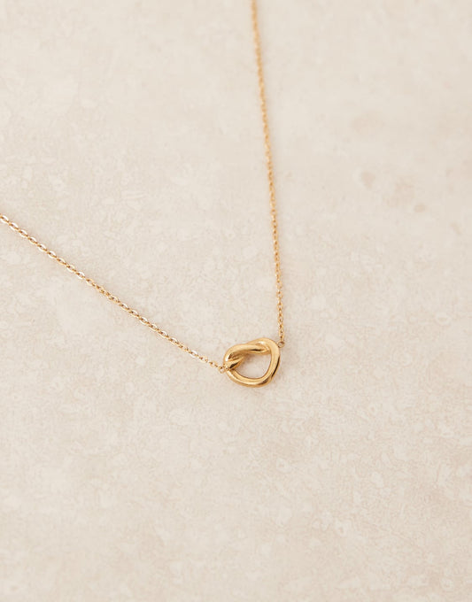 WOOLX DESIGN Waterproof Stainless Steel Necklace With Knot Pendant In - WOOLX