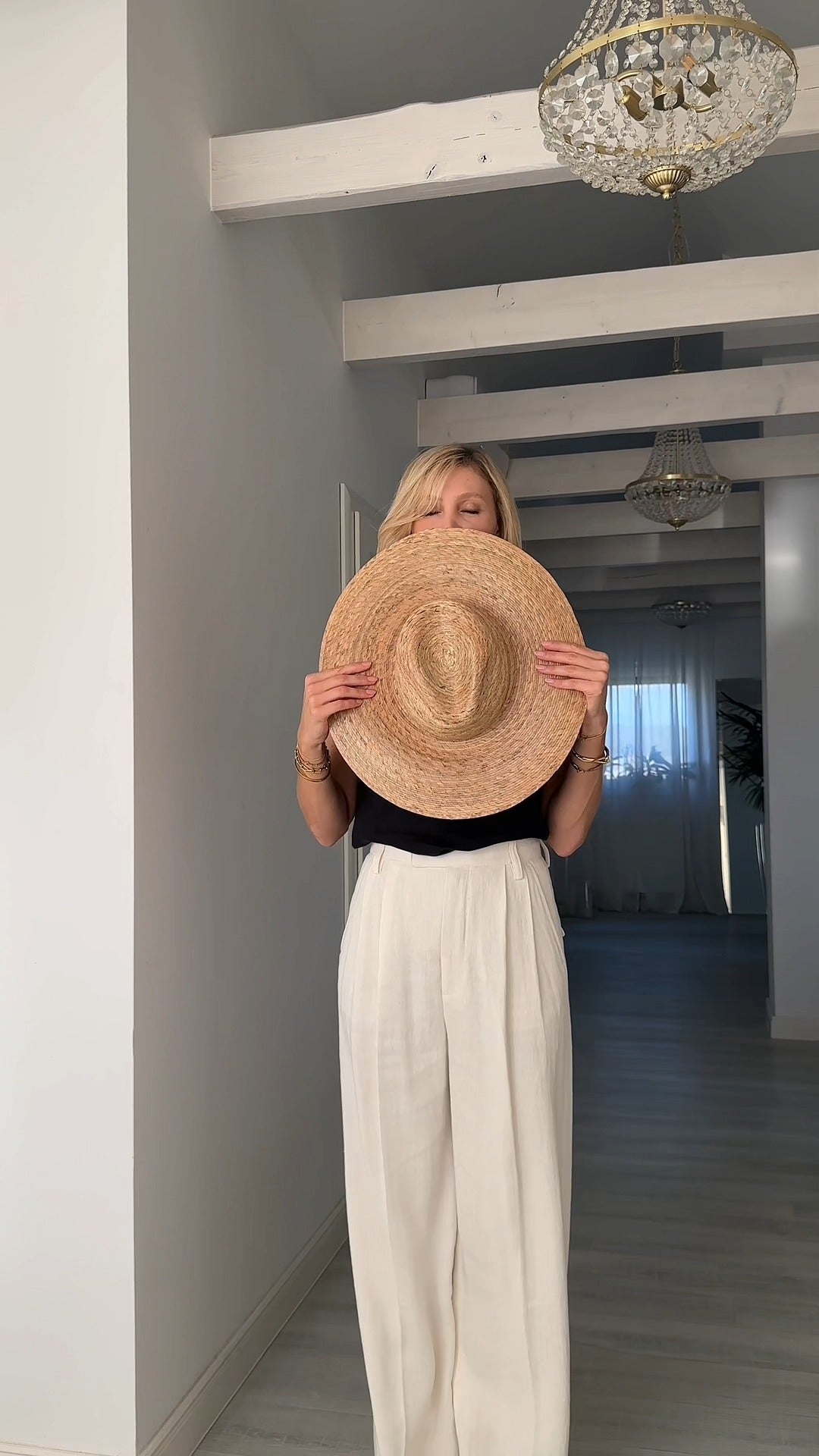 Oversized Wide Brim Straw Sun Hat – Chic Summer Vacation Style - WOOLX