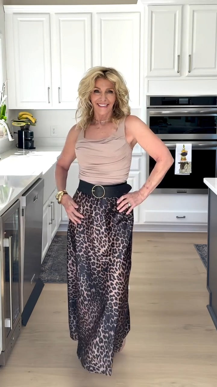 Chic Leopard - Print Maxi Skirt - WOOLX