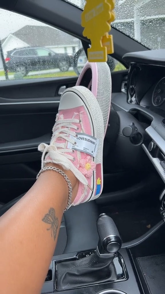 Chic Canvas Sneakers With Decorative Elements - WOOLX