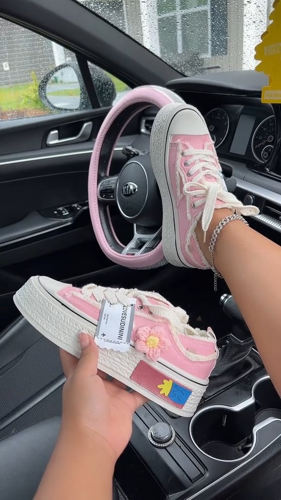 Chic Canvas Sneakers With Decorative Elements - WOOLX