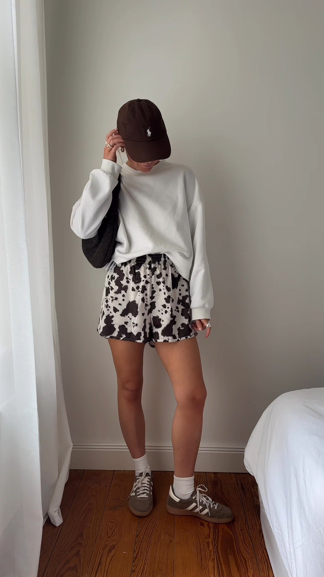 Casual White Sweatshirt With Cow Print Shorts Outfit Set - WOOLX