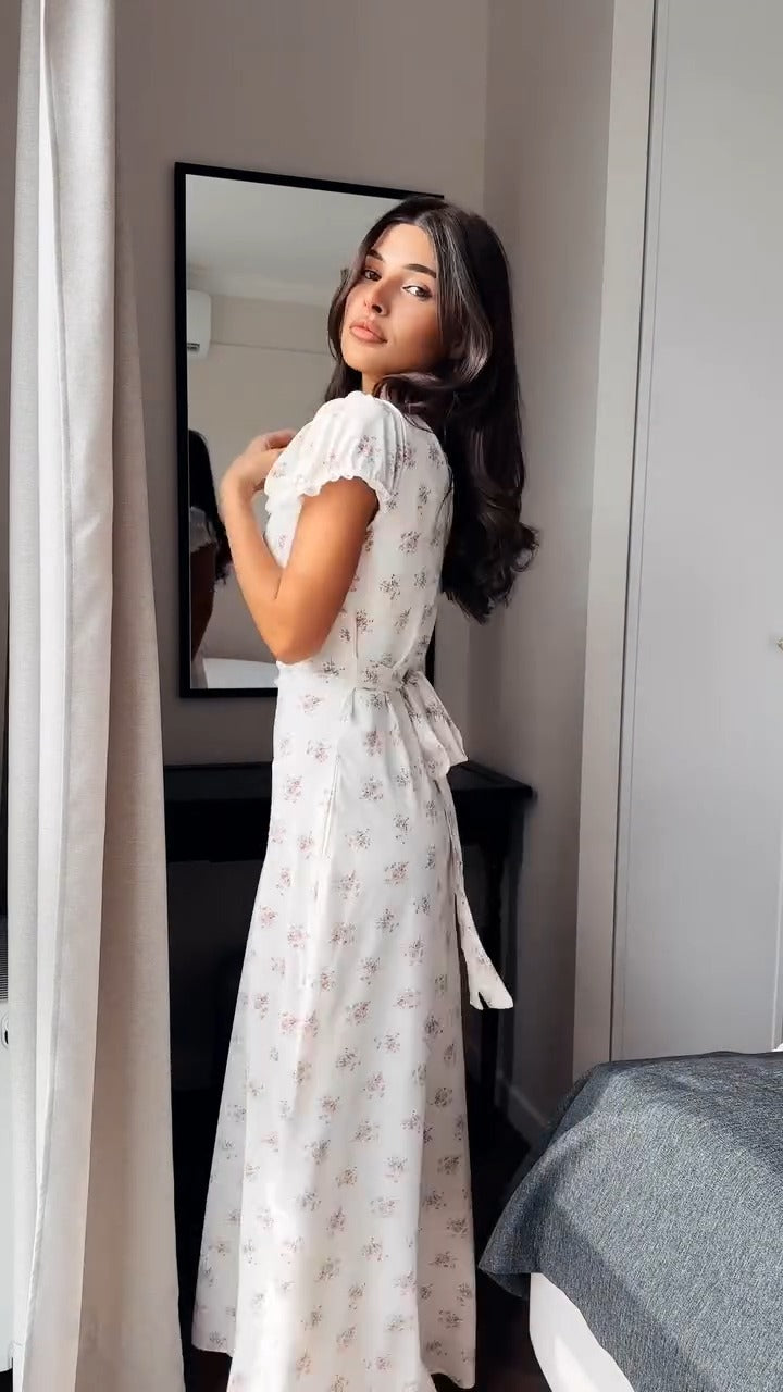 Delicate Floral Print V - Neck Maxi Dress - WOOLX