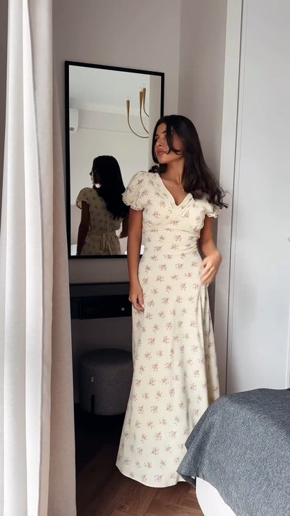 Delicate Floral Print V - Neck Maxi Dress - WOOLX