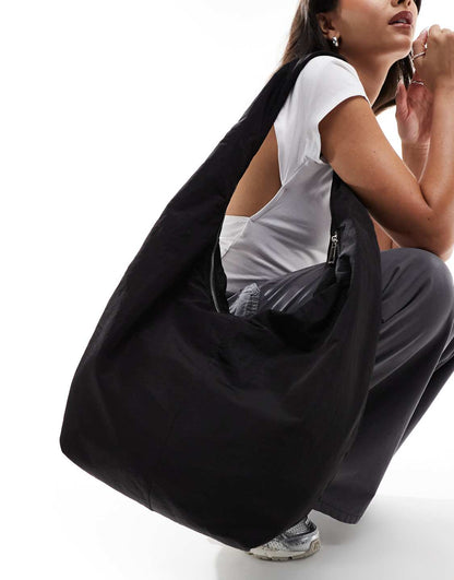 WOOLX DESIGN Large Slouchy Sling Tote Bag In Black - WOOLX