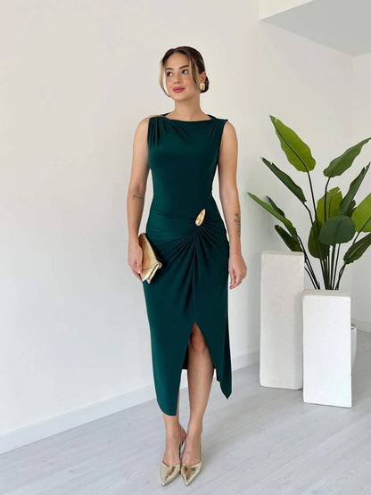 Burgundy Sleeveless Sheath Dress With Side Ruche And Slit - WOOLX