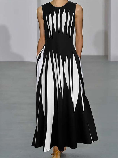 Trendy Round Neck Sleeveless Maxi Dress