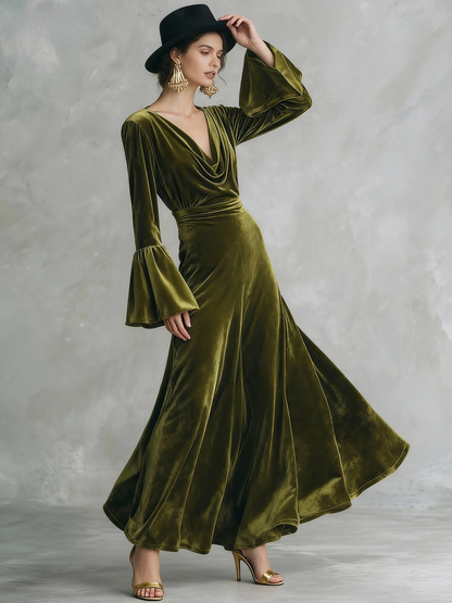 Elegant Retro Solid Color Flared Sleeve Velvet Maxi Dress