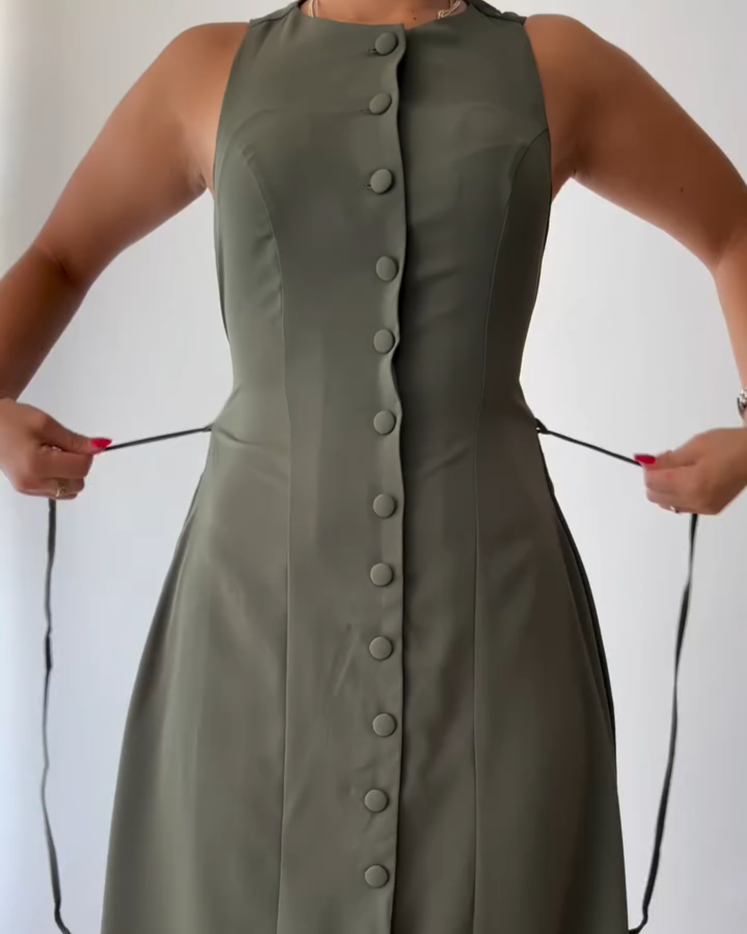 Solid Color Sleeveless Slim Dress - WOOLX