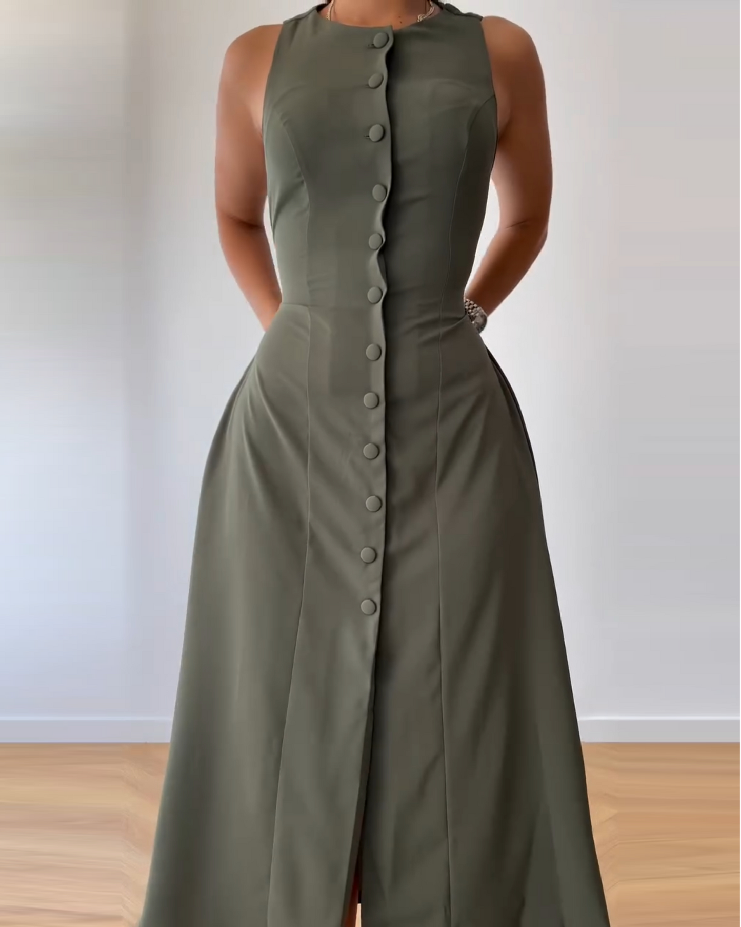 Solid Color Sleeveless Slim Dress - WOOLX