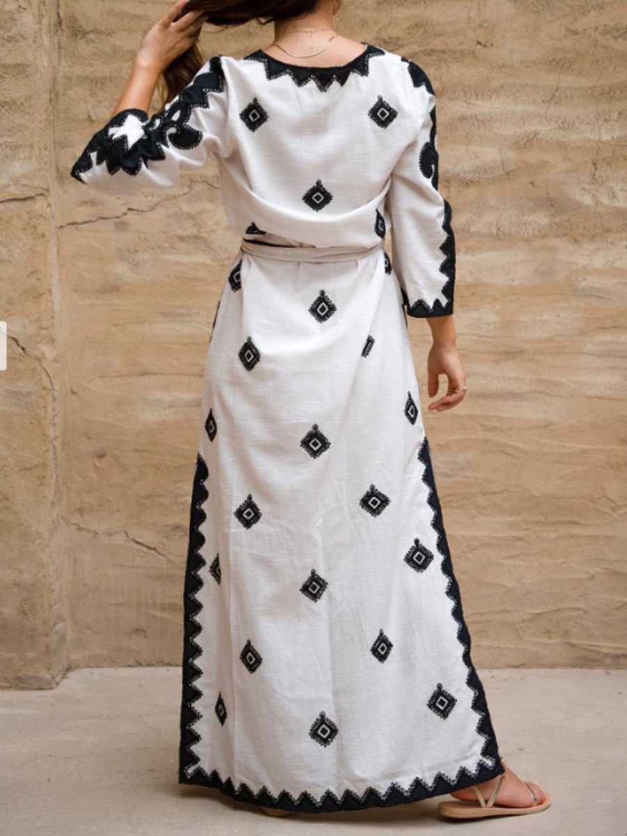 Black Island style Dress - WOOLX